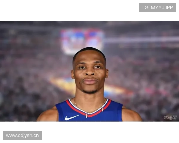 威斯布鲁克改变持球节奏，主导快攻提升转换效率